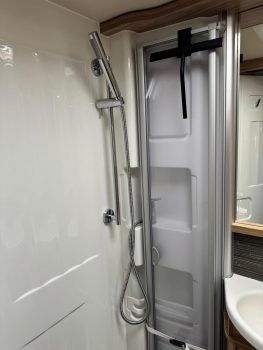 camper6.jpg  