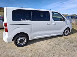 Van4.jpg