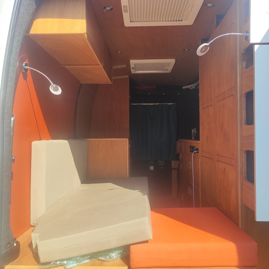 RENAULT MASTER VASP amenagé  par un menuisier