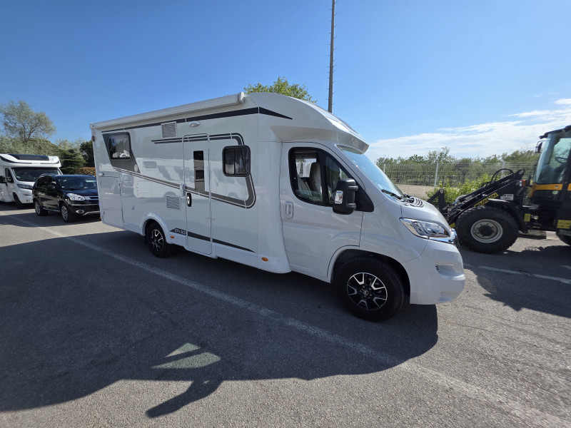 Camping-car profilé Etrusco T7400 SBC 2023 TV Store Clim cellule + options état neuf garanti 1 an d&rsquo;occasion