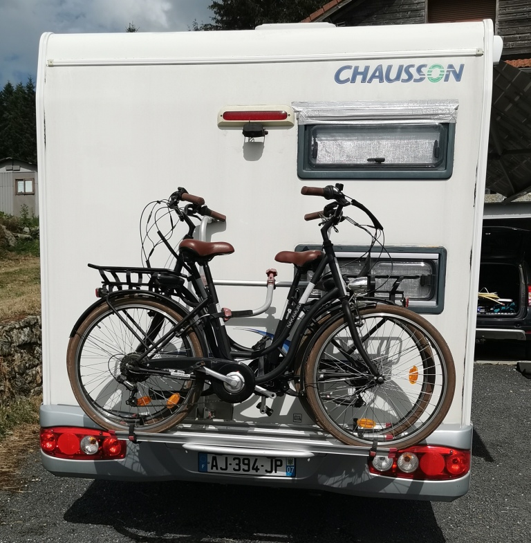 arrière avec vélos.jpg