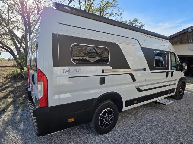 adria-02.jpg