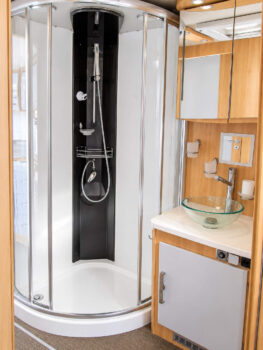 06 - Salle de bain.jpg