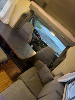 1c866887-f20a-4807-9ef3-61b175c154f4.jpeg