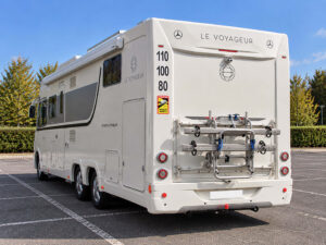 Camping car arrière.jpg &nbsp;