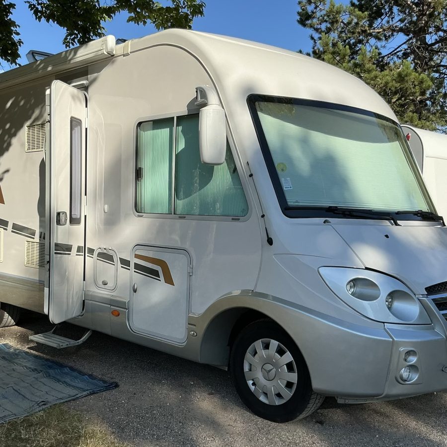 Bavaria i7403, moteur Mercedes 3L